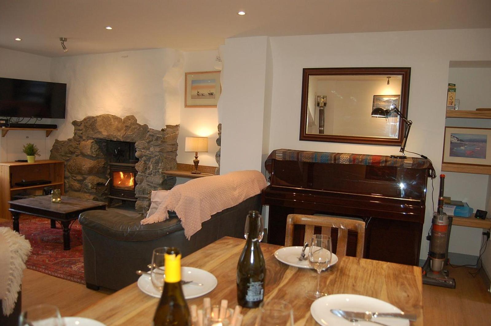 Ty Del - Beautiful Home In Tywyn Kültér fotó
